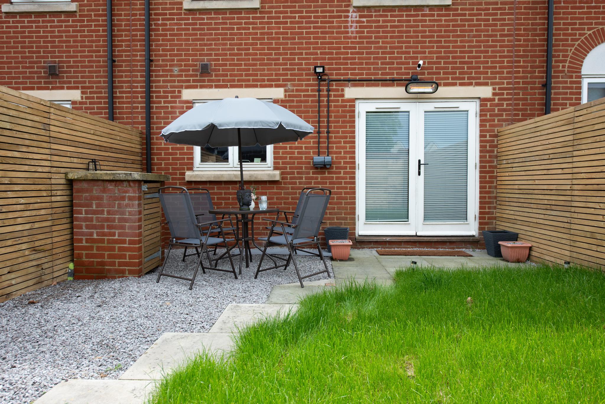 Colchester 3 Bedroom House, 2 Parking Spaces +WiFi3